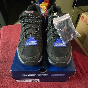 Skechers Men's Black Air-Cooled Sneakers